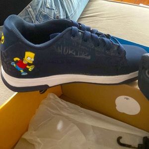 Bart Simpson heeleys